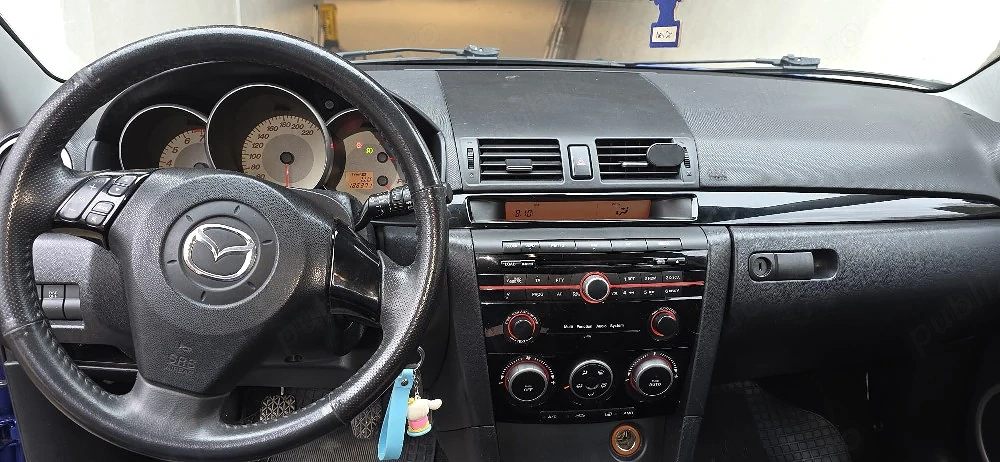 vand mazda kitaro 3