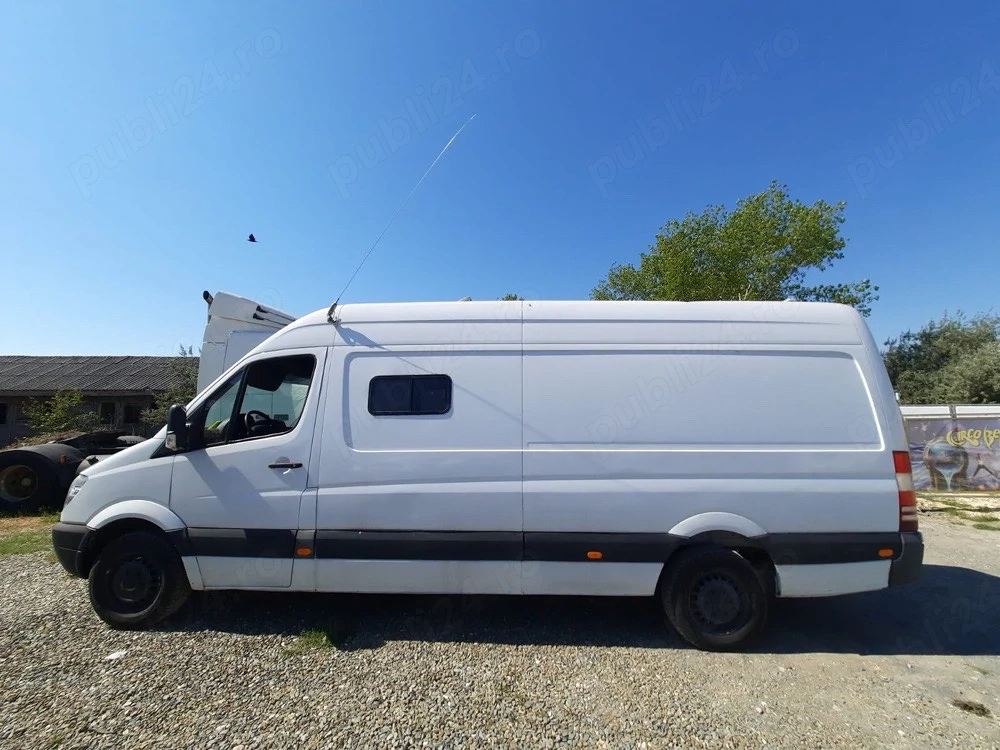 Se vinde Mercedes- sprinter 