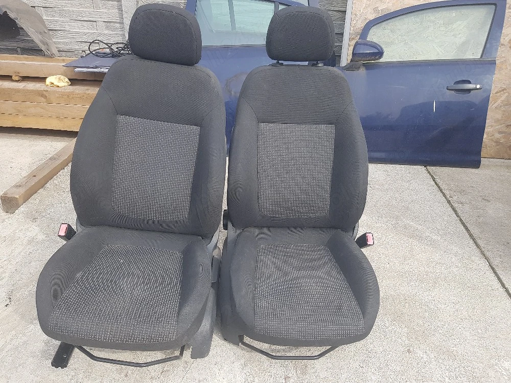 interior opel cotsa d 2008