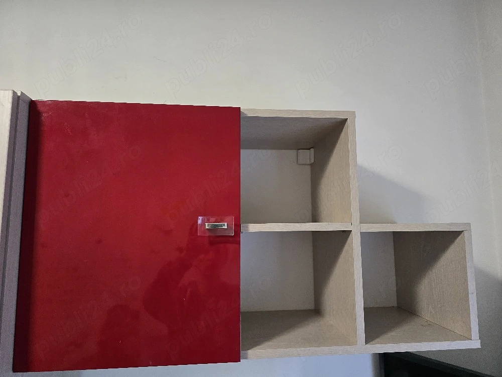 vand mobila camera tineret 500 ron