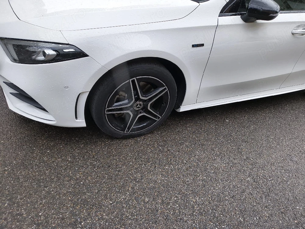 Mercedes clasa a 250e, hibrid plug n