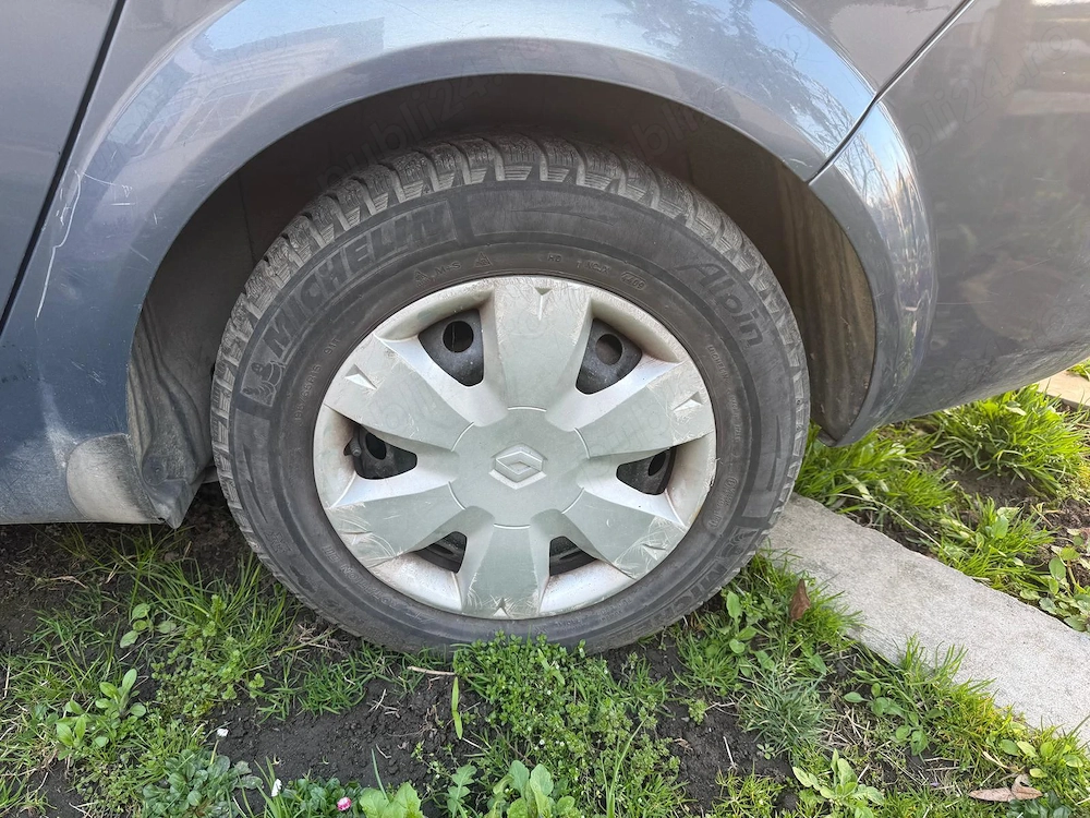 Vând Renault Megane 1.4   16 Valve.