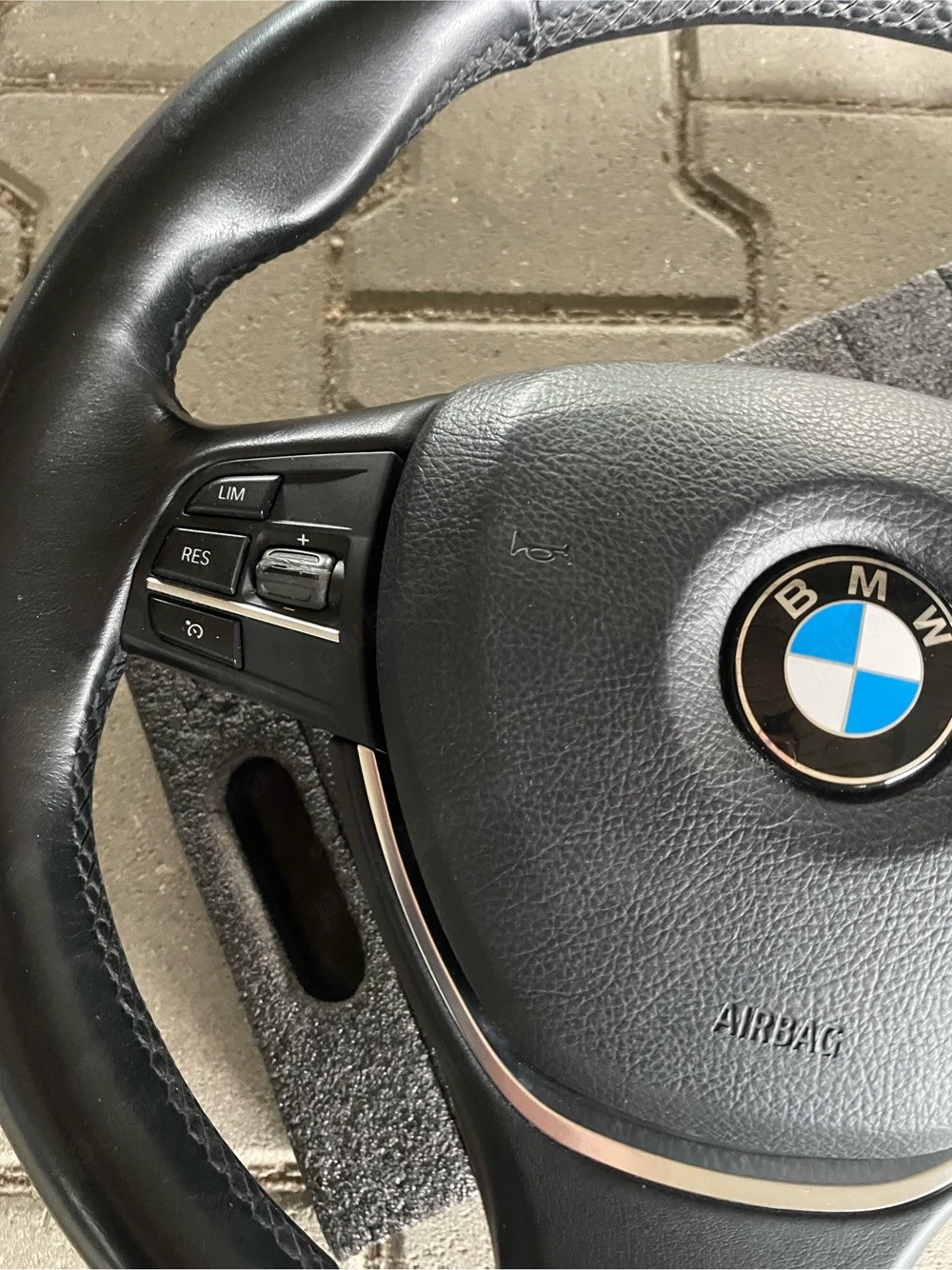 volan bmw f11 lci 2013