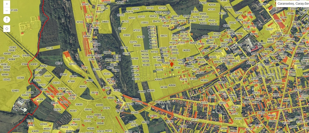Vând parcelă 500mp cu PUZ , zona RACOVIȚA CARANSEBEȘ