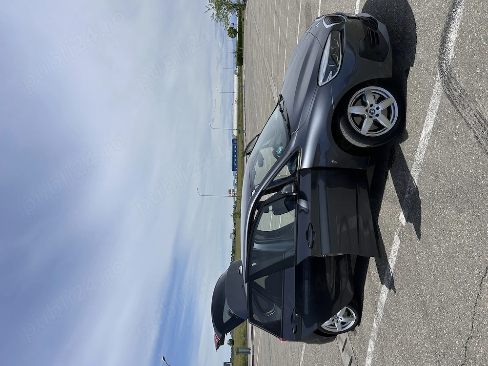 BMW 225xe iPerformance xDrive | Plug-in Hybrid | Tracțiune integrală |