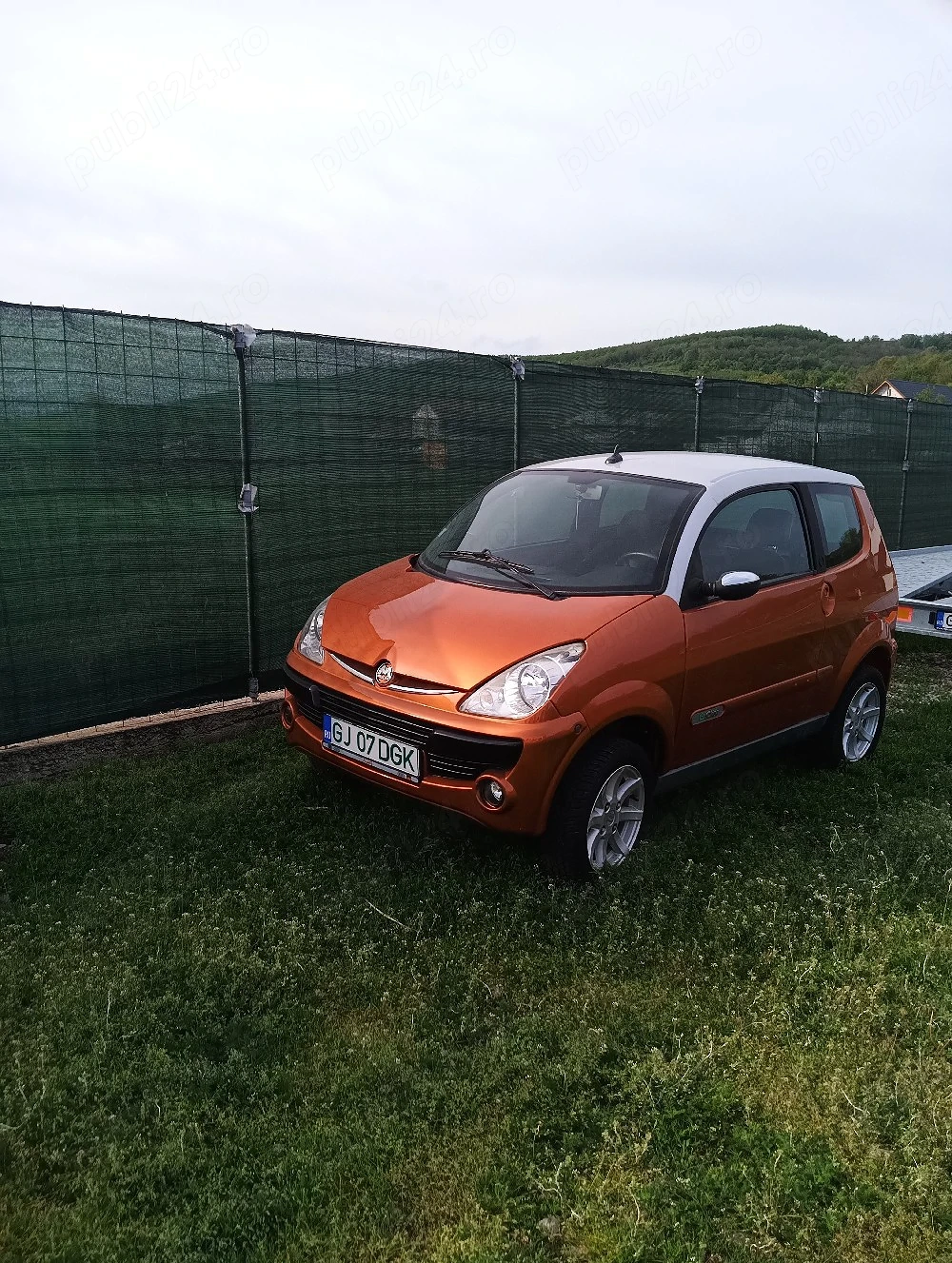 Mașină electrică Aixam Cyti.