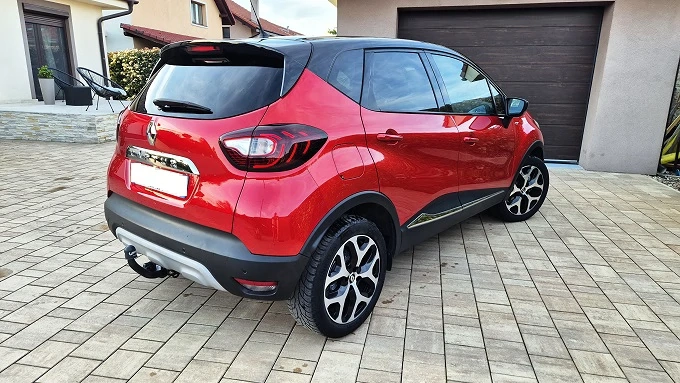 Renault Captur 1,5 dci 110 cp Energy Intens Navi Camera Marsarier,senzori parcare,LED,full dotari