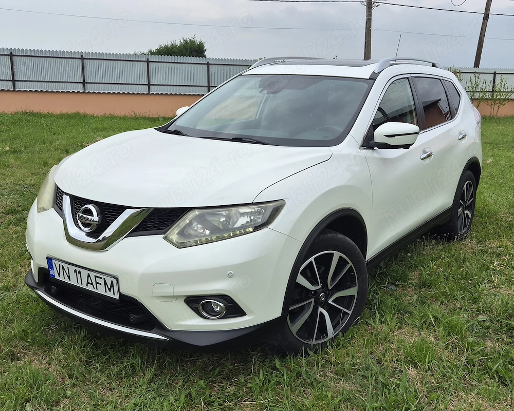 Nissan X-Trail T32, 7 locuri, cutie automata, 2015