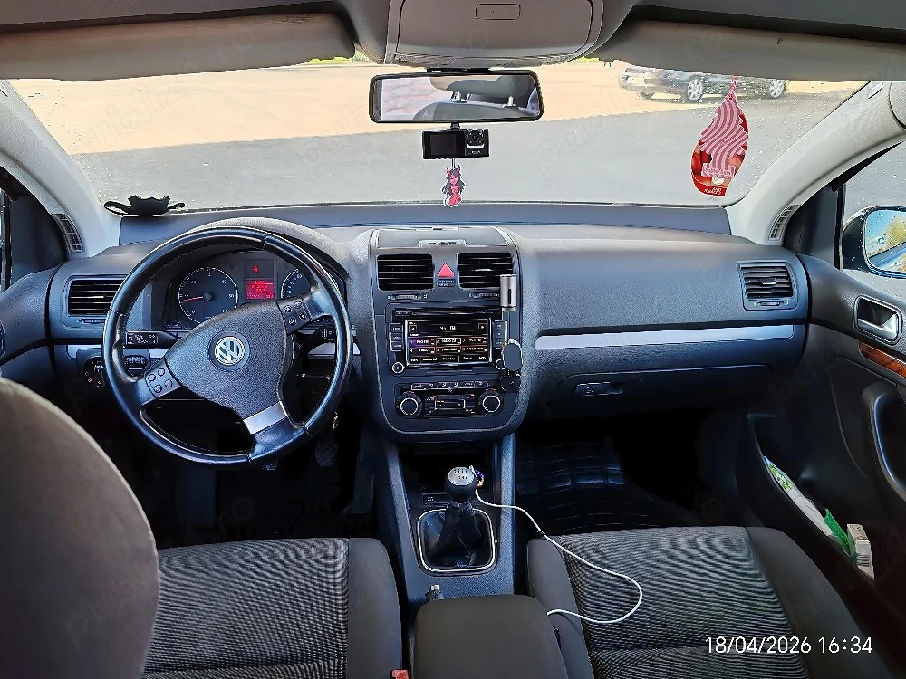 Vând golf 5 