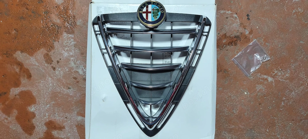 Grila Alfa Romeo Giulietta Facelift OE