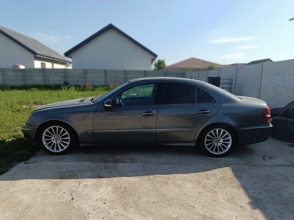 Vand Mercedes w211 2.2 170 cai automata 