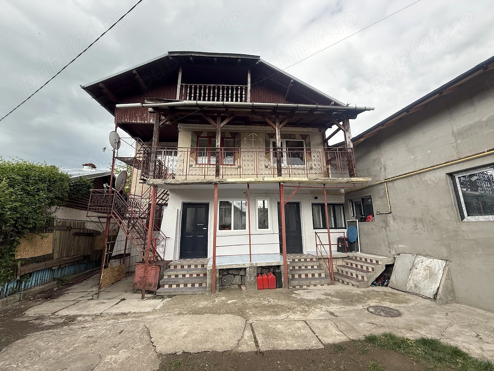 Vând casă zona Bănești 
