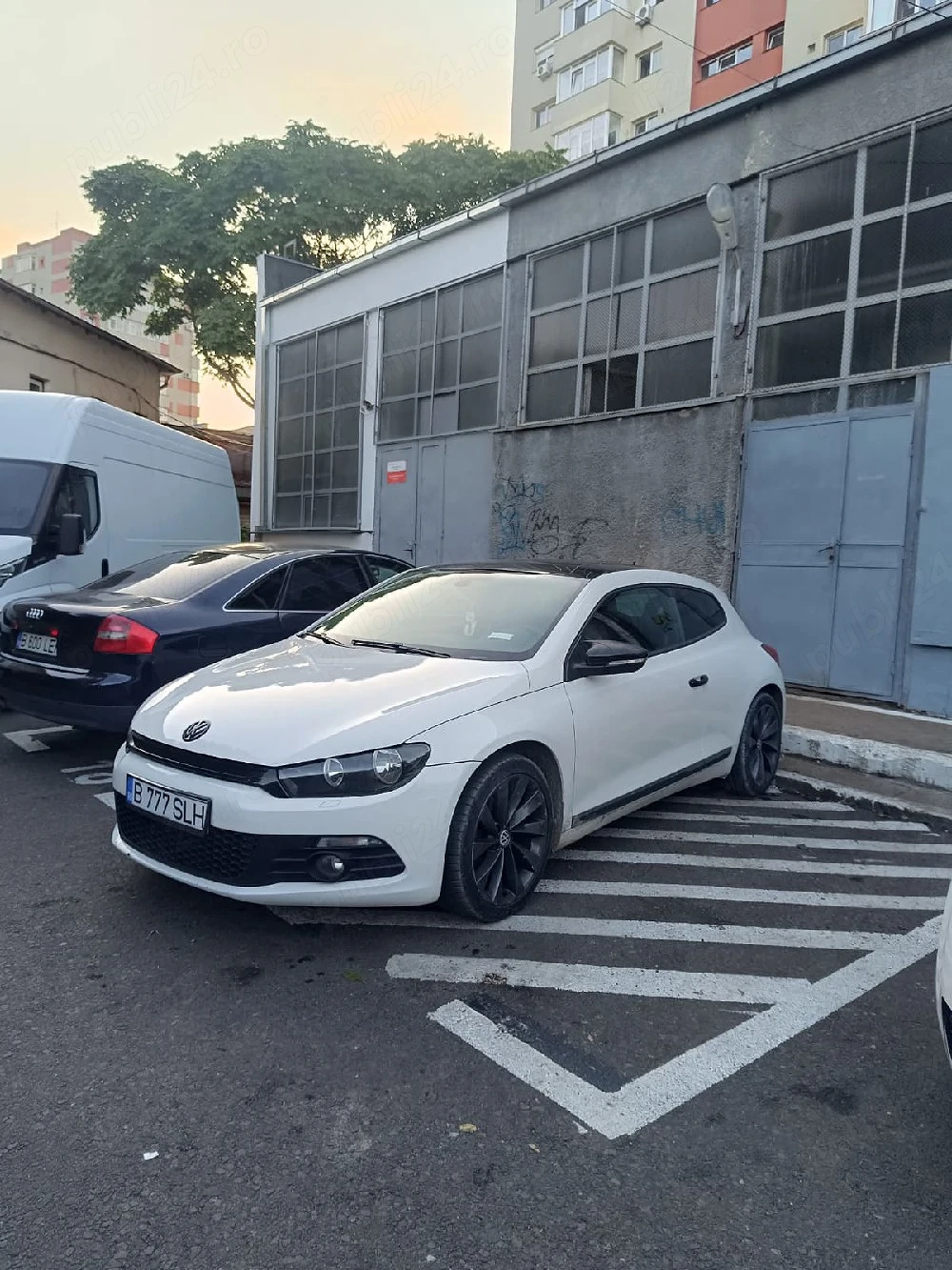 Vand Volkswagen Scirocco 1.4 tsi 160 cai motorul nou 