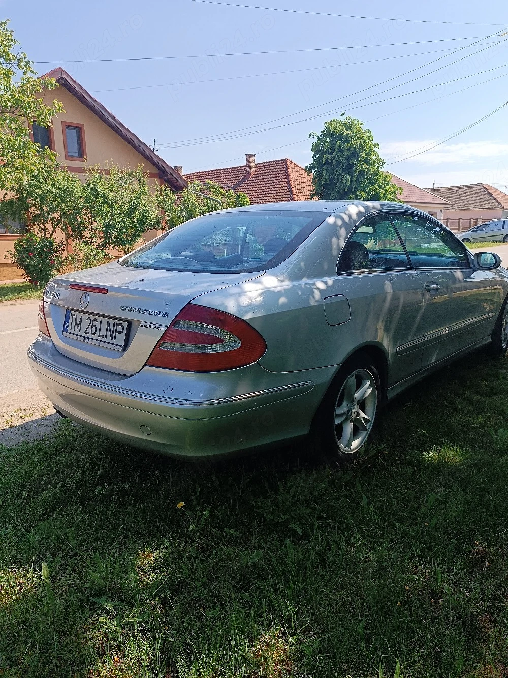 De vanzare ,