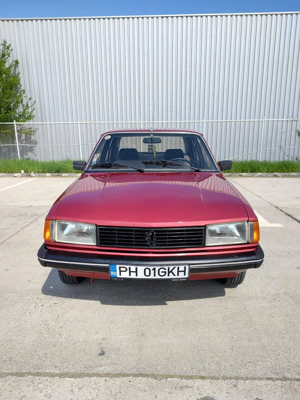 Peugeot 305 vehicul istoric