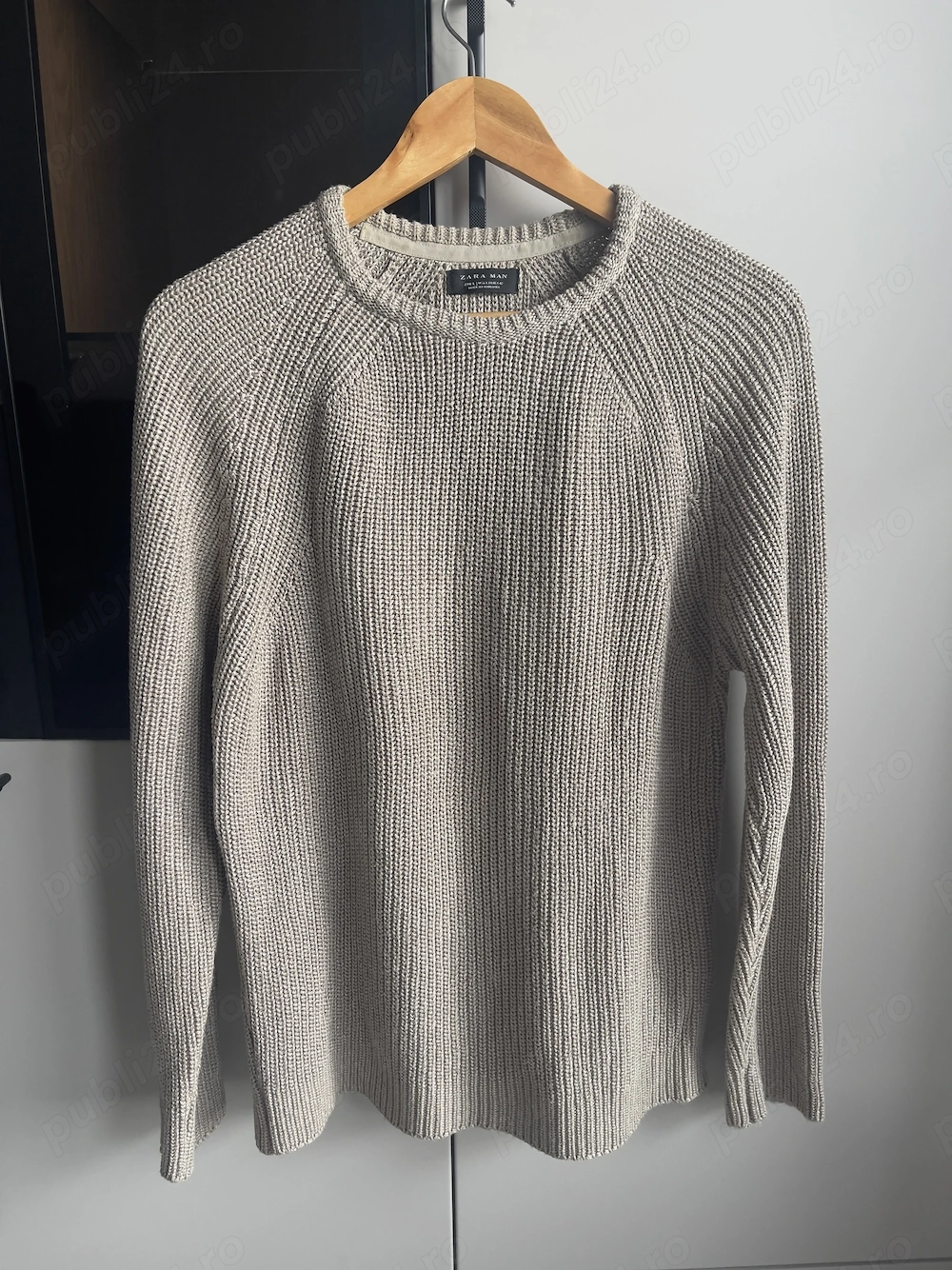 Pulover Zara, marimea L, conditie excelenta