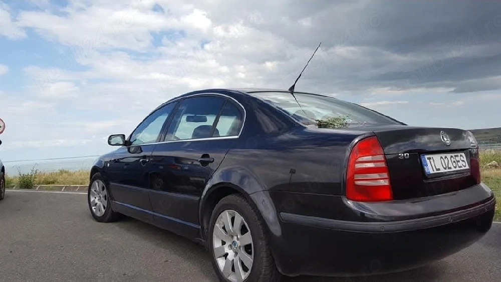 Skoda Superb berlina