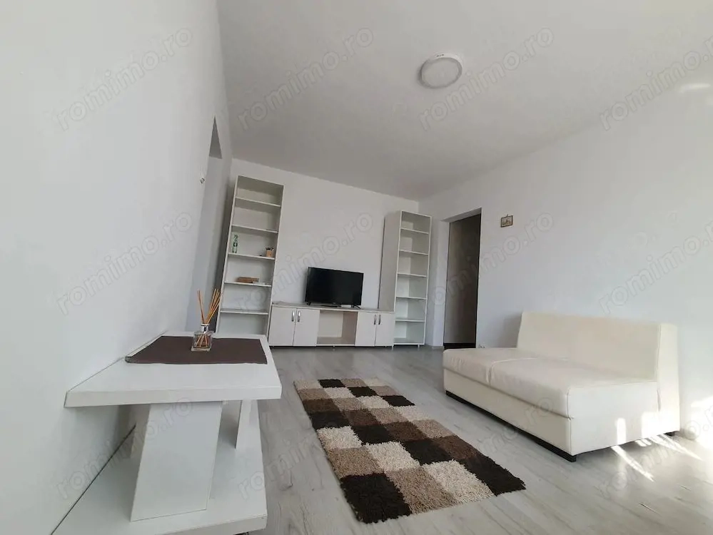 Închiriere Apartament cu 2 camere decomandat, 2 min metrou, parcare, 2 AC