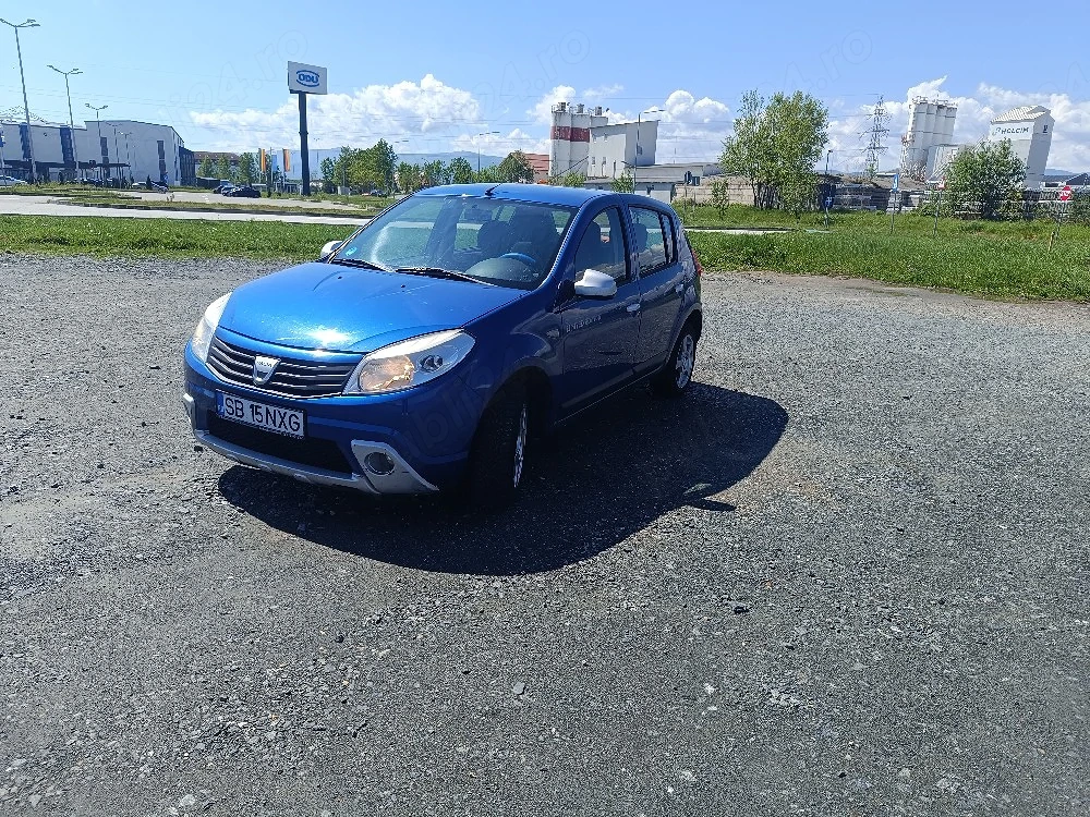 Vând Dacia Sandero 