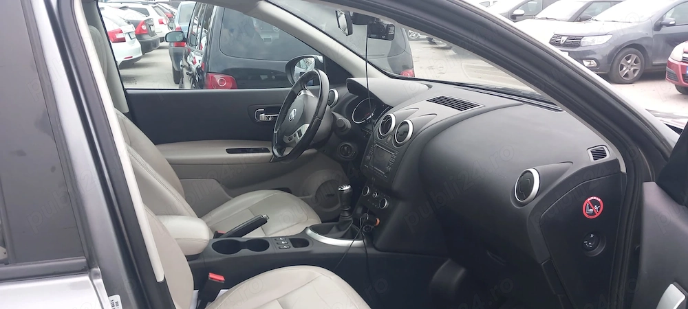 Proprietar, vand nissan qashqai panoramic diesel 1.6 full - inmatriculata