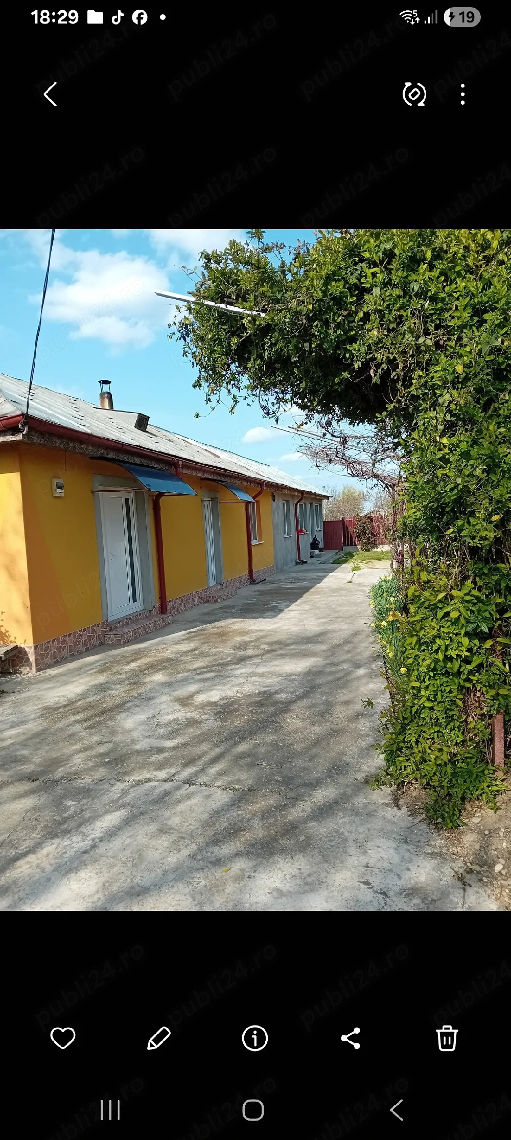 casa de vanzare