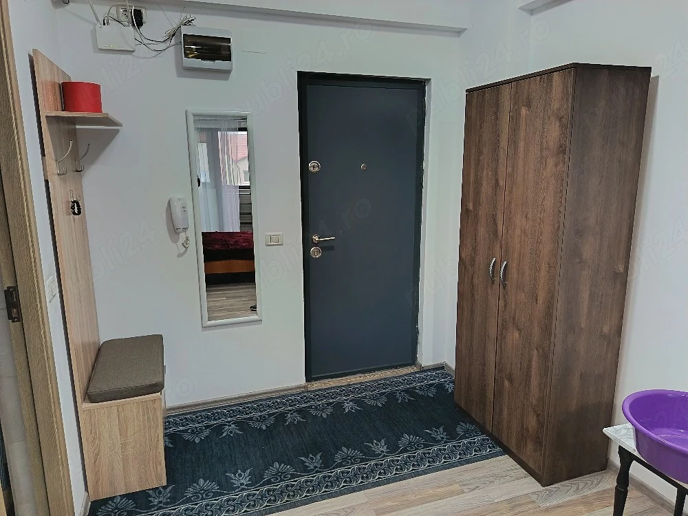 Garsoniera de închiriat 