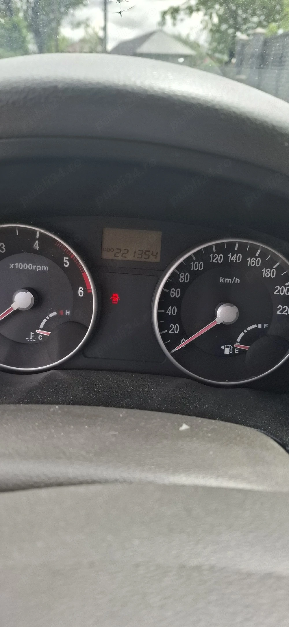 vand hyundai accent