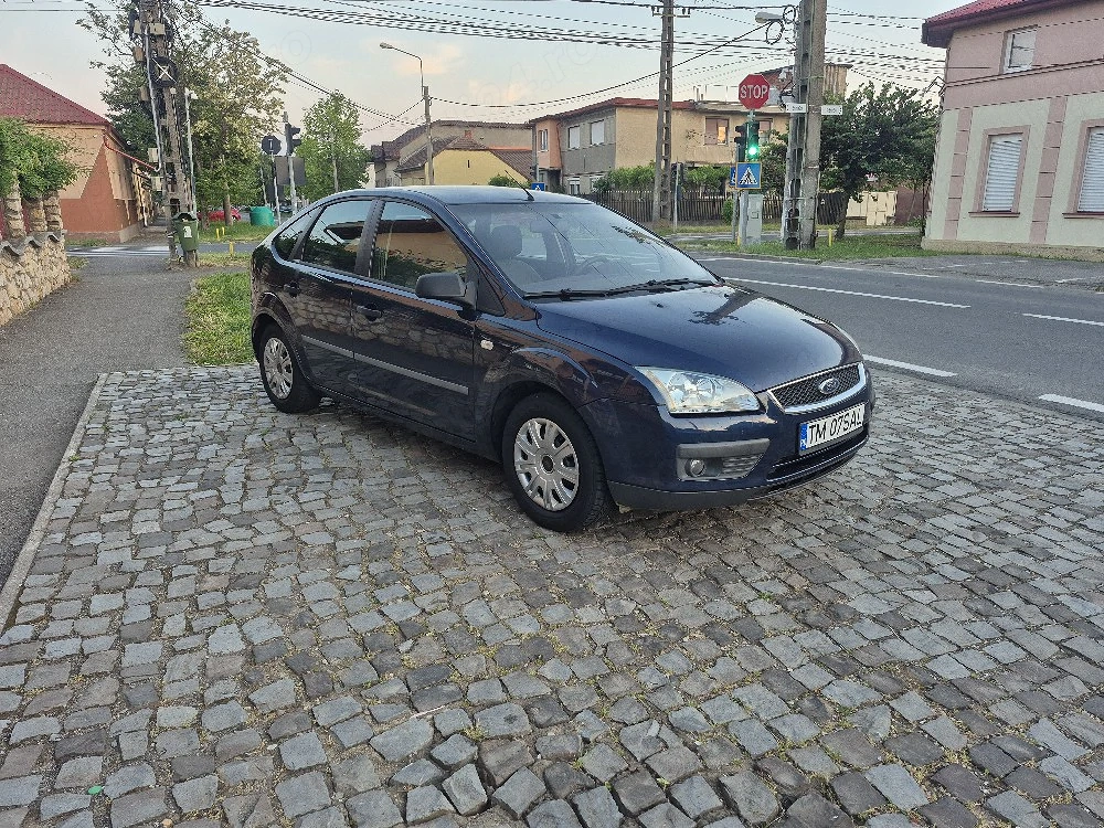 Ford Focus 1,6 i Benzină Anul 2006 Înmatriculat 