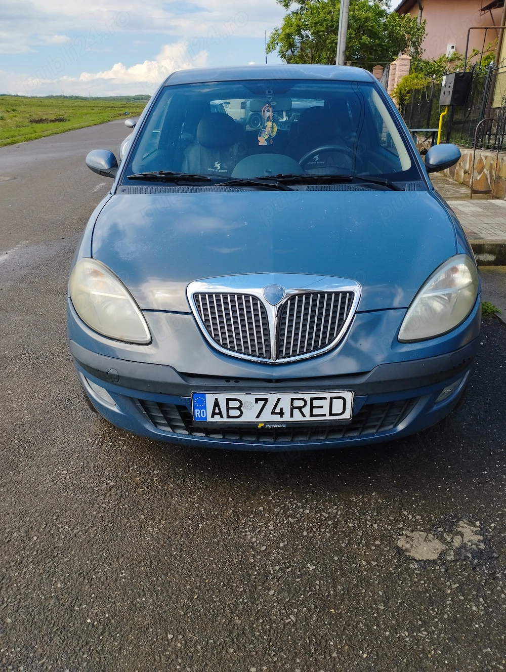 Lancia Ypsilon an 2005 1.4 benzina