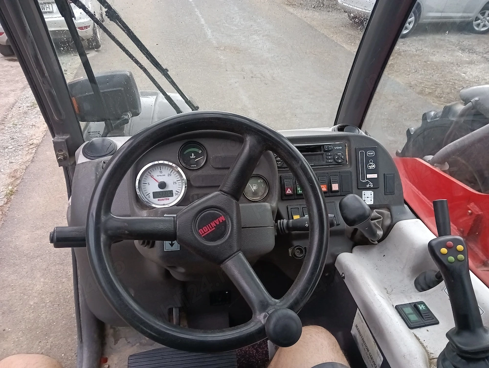 Incarcator telescopic Manitou 630-120LS