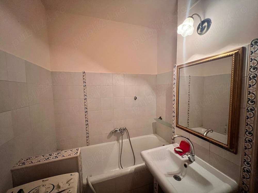 Tineretului 3 camere vizavi de parc