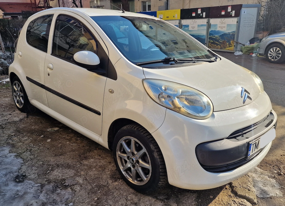 Vând Citroen C1 din 2008,consum mic, motor 1.0 benzina,aer condiționat 