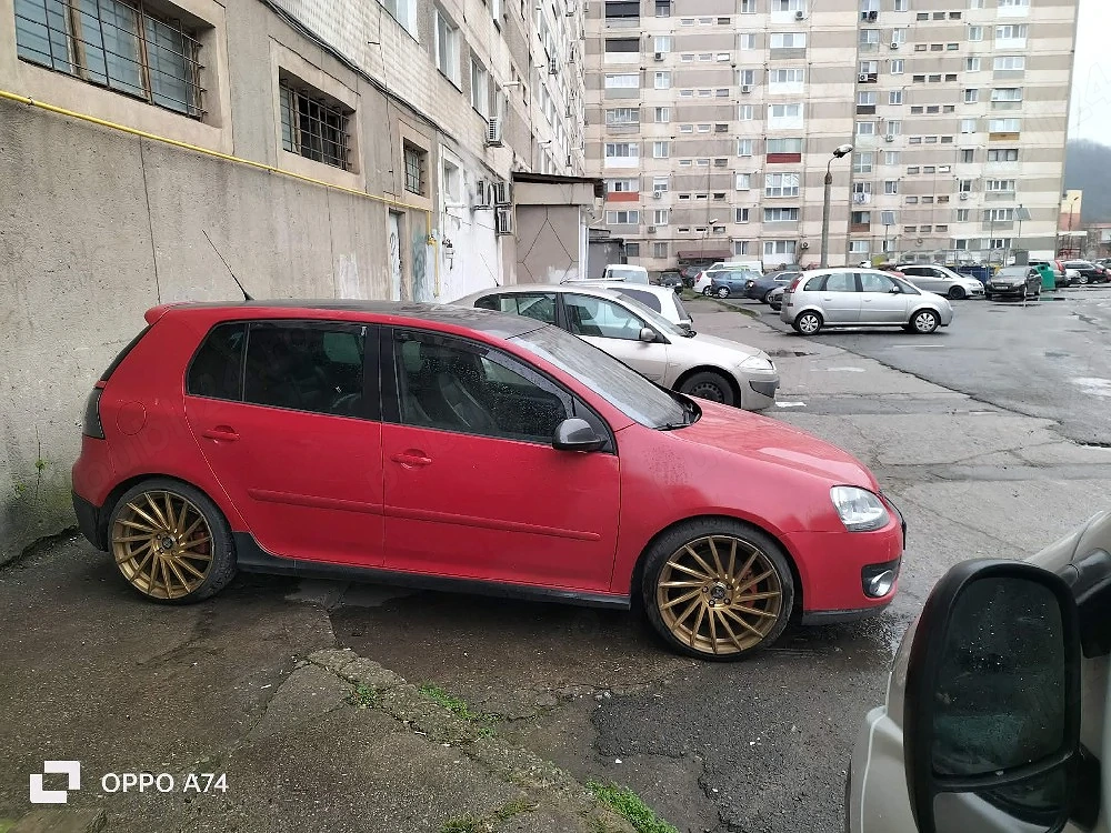 Golf 5 GTI 200cp