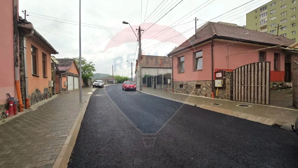 Casă / Vilă cu 3 camere de vânzare în zona Central