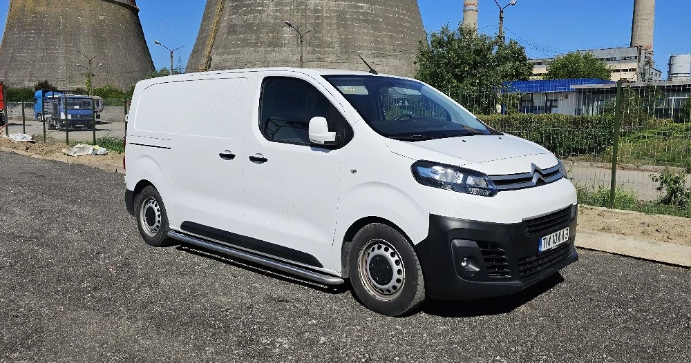 Citroen Jumpy 1.6 an 2017 - echipata cu sertare