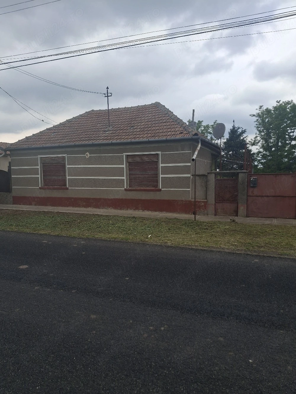casa de vanzare in Iratos aproape de Arad