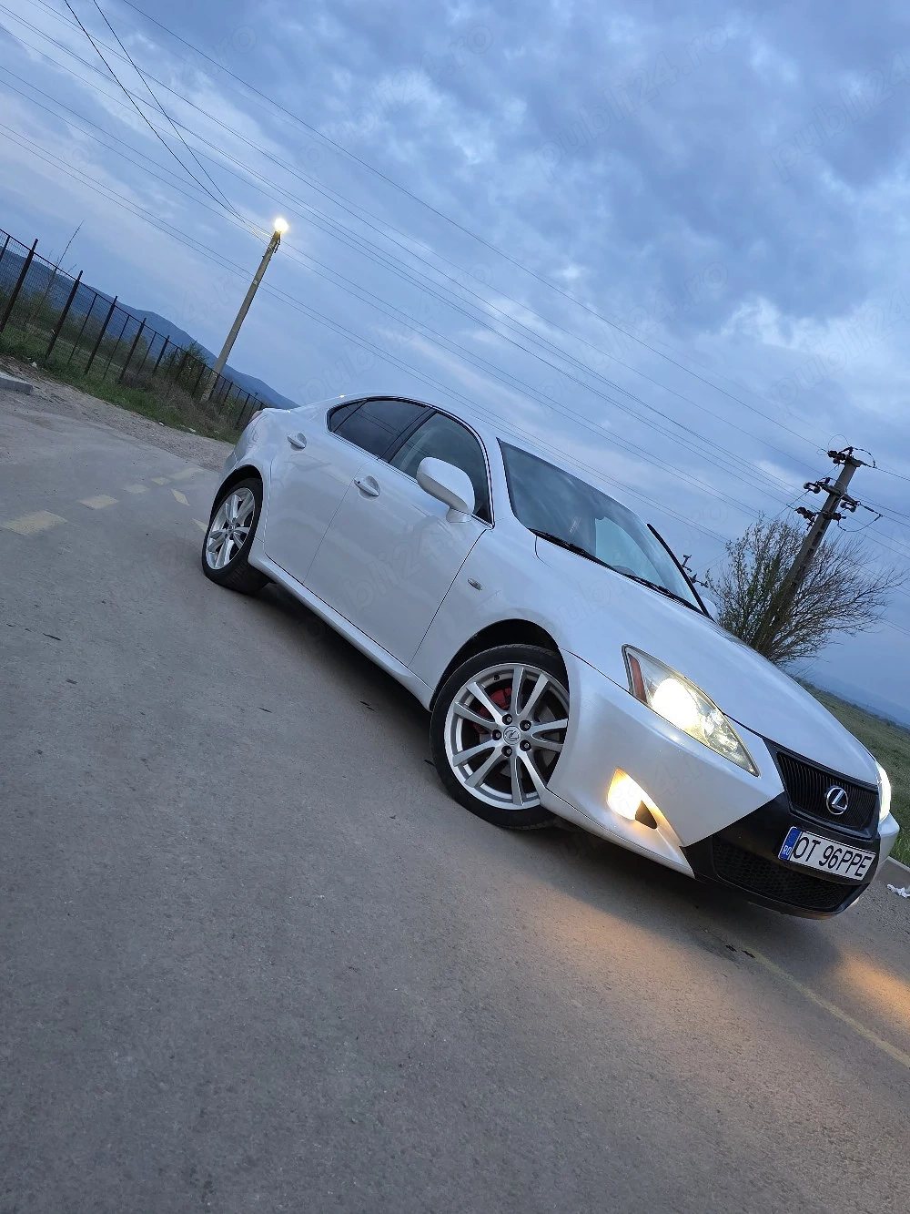 Lexus IS220D