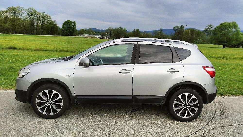 Nissan Qashqai,1.5 Dci, An 2012, Panoramic, Navigație, Cameră, Climă 