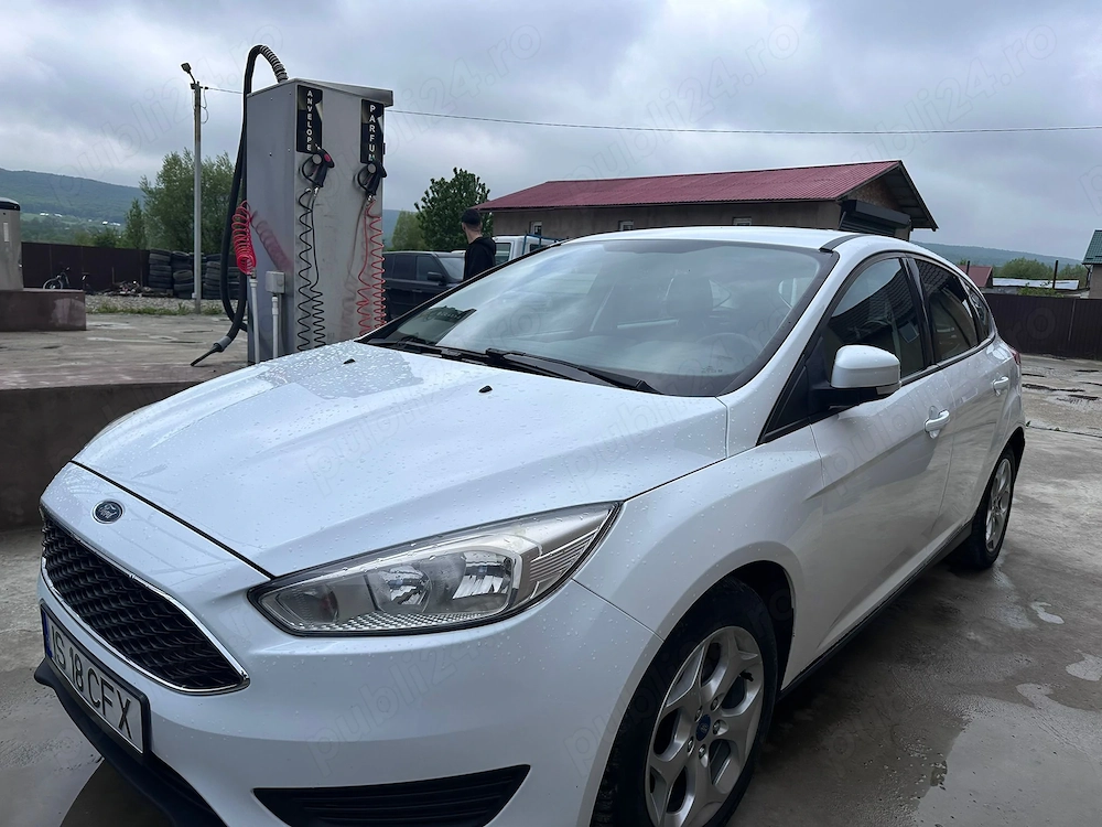 Închiriere Ford Focus