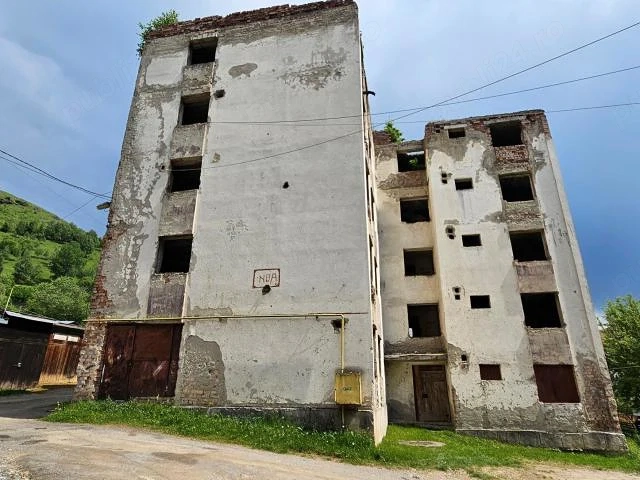 16 apartamente de vânzare într-un bloc situat în orașul Bălan  - licitație publică