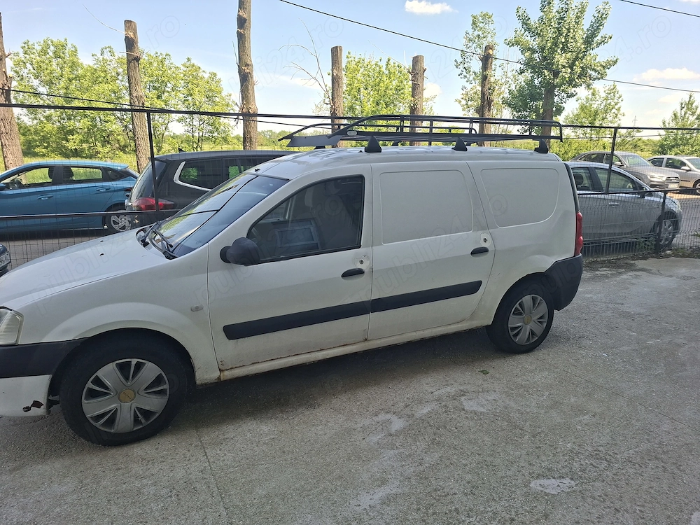 Vând Dacia Logan MCV anul 2008 