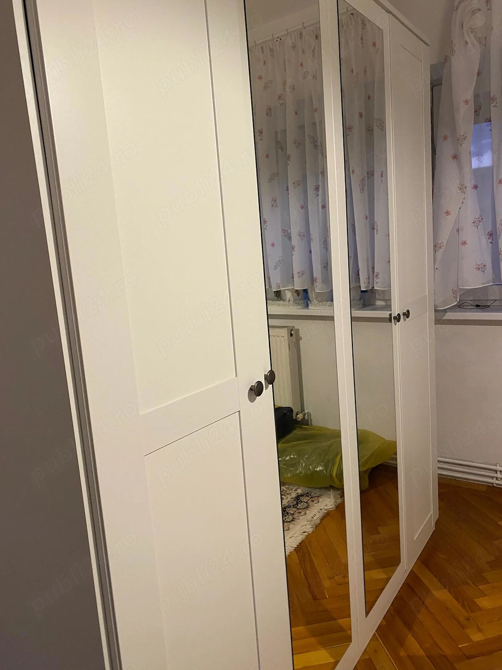 Dulap patru usi modern
