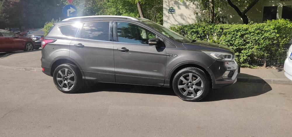 vand ford kuga, primul proprietar