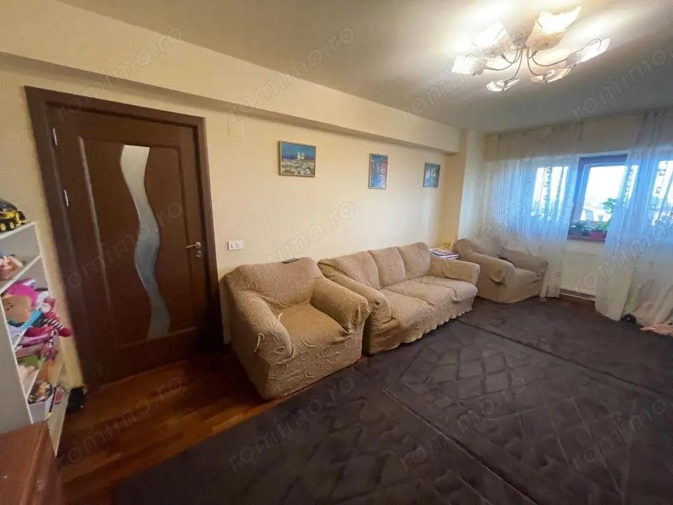 Apartament decomandat 4 camere, 97.83 mp - zona McDonald's