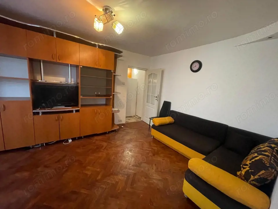 Apartament 2 camere, 41 mp, Craiovita Noua, zona Statia 30