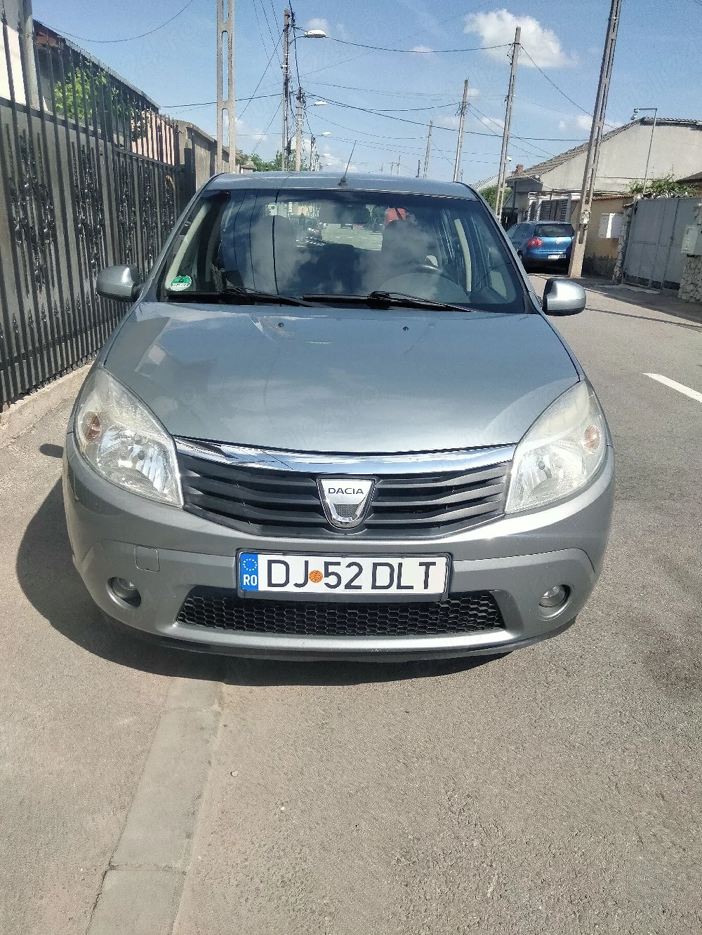 Dacia Sandero Gri