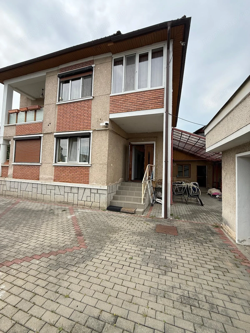 Casa elegantă cu piscină și curte generoasă în Deva   spațiu, lumină și confort pentru familie 