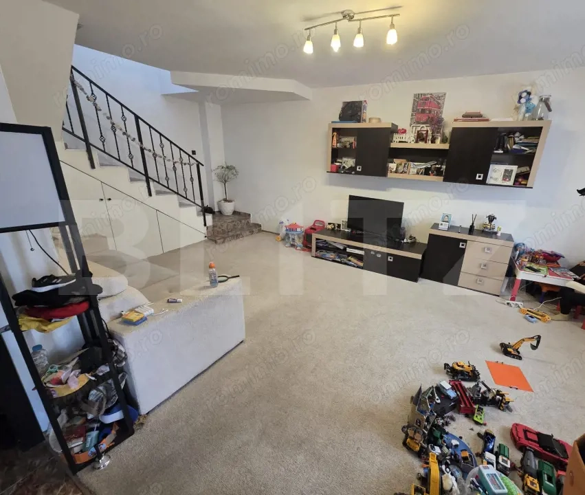 Casa individuala, P+M, 90 mp utili, teren 245 mp, zona Albesti