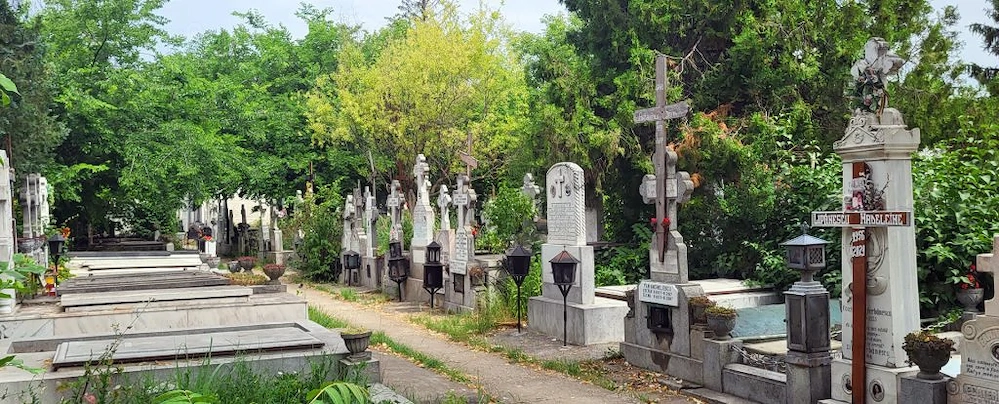 loc de veci cimitir Berceni 2
