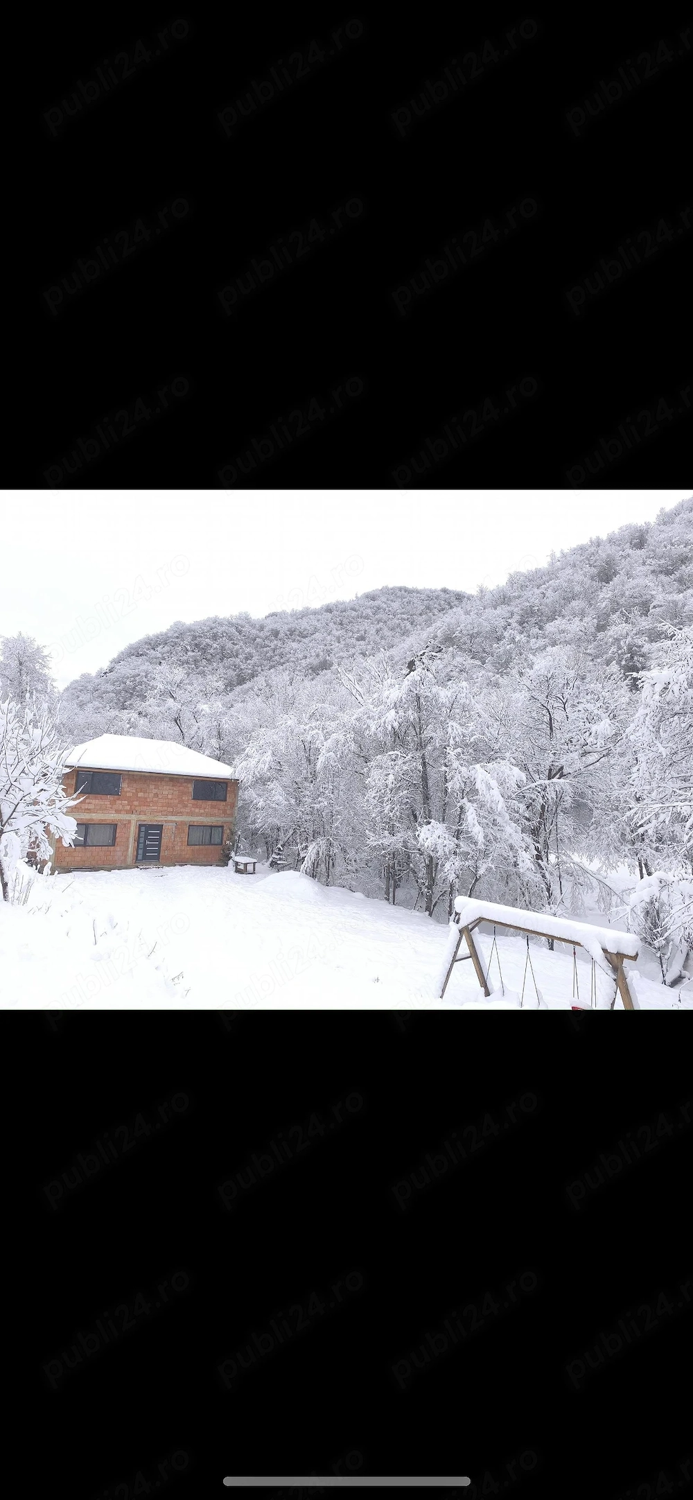 Cabana de vânzare la munte 